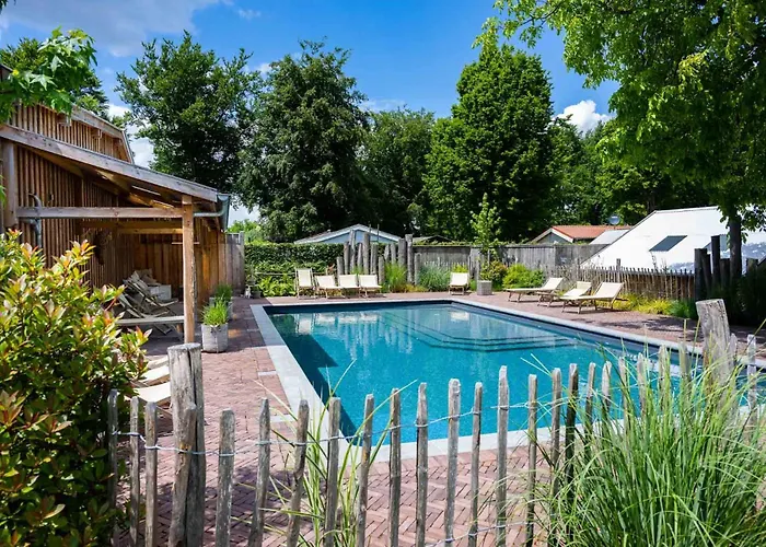 مكان تخييم Mareveld *